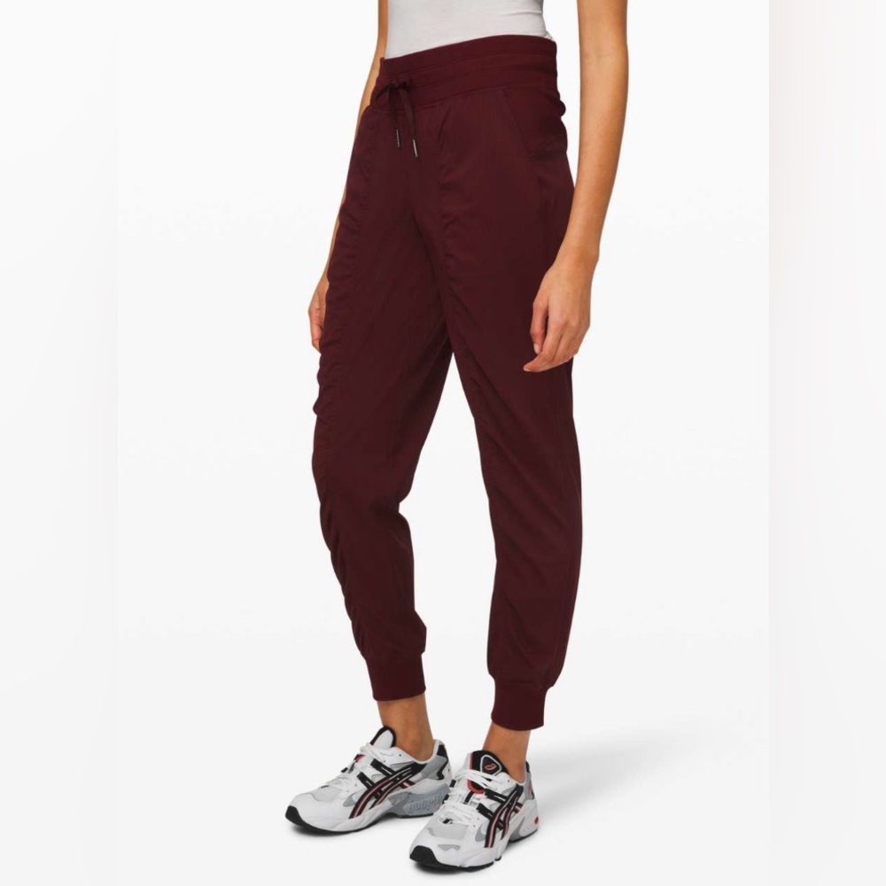 Lululemon Dance Studio Jogger 6